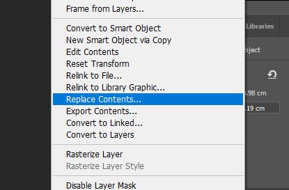 Photoshop screenshot showing how to replace the contents of a Smart Object layer for a PSD mockup template.